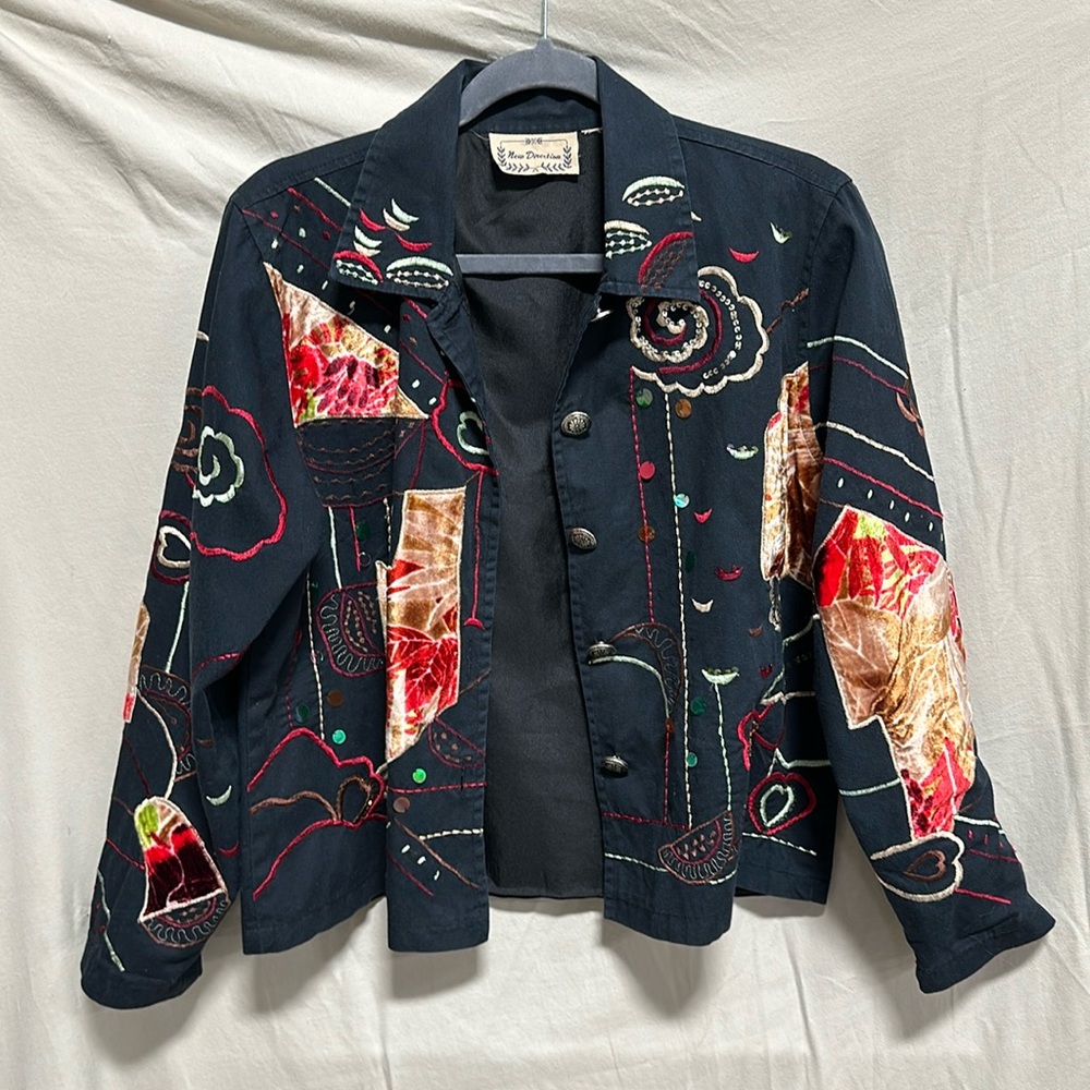 New Directions‎ Black Blazers w/embroidery/ Measurements in pics / Box 2-21